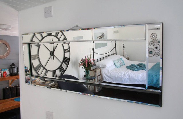 Hello Whitstable - Private Cabin at The Beach