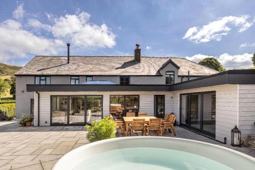 Hen Llwyn By Birch Stays New Home