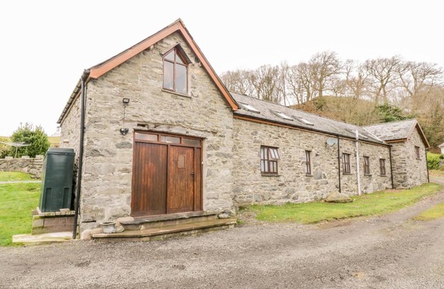Hen Ysgubor Cottage