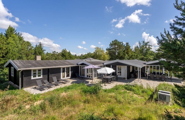 "Henriethe" - 1.1km from the sea by Interhome
