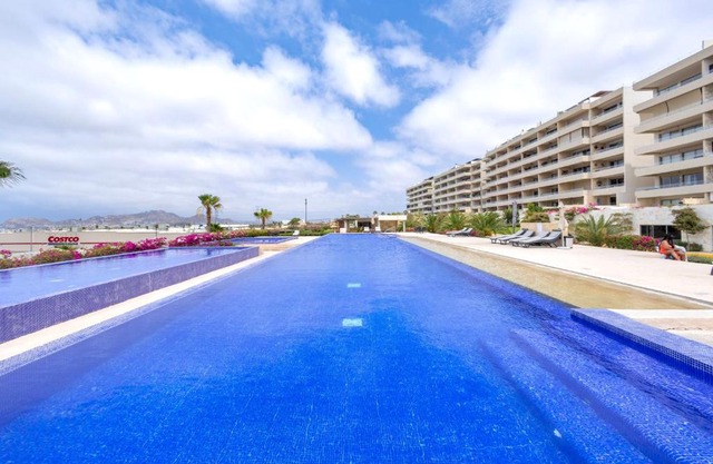 Hermosa vista al Arco de Cabo