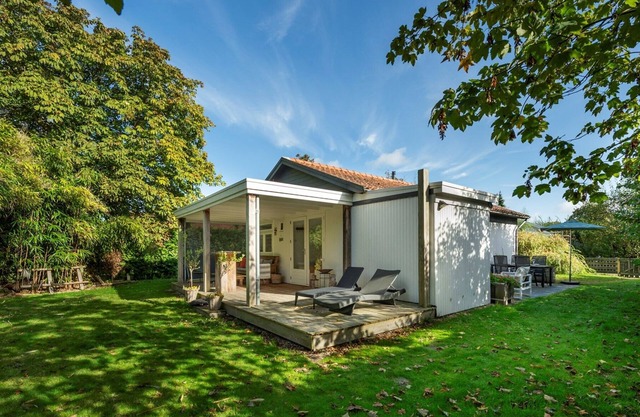 Het Ongerepte 51 holiday home privately situated near beach in Renesse