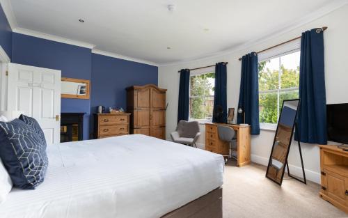 Hewitt's Restaurant & Rooms