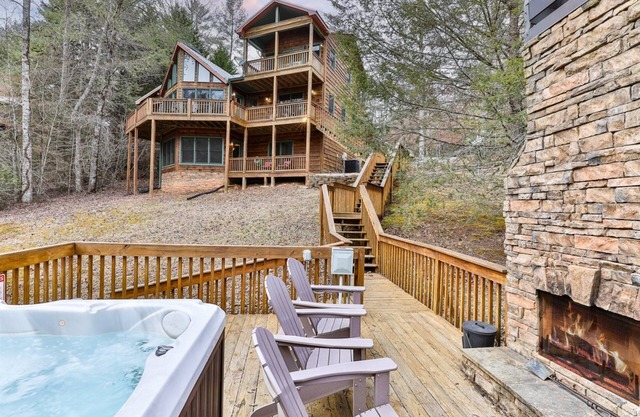 Hibernation Station | Blue Ridge, GA