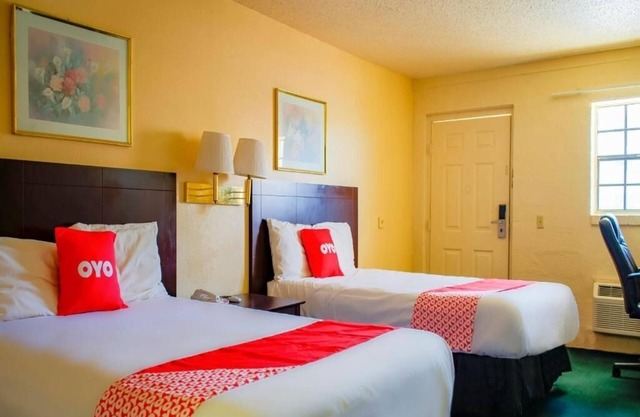 Hidden Gem With Parking Close To Restaurants And Outdoor Walks