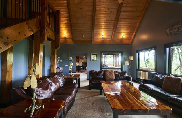 Highlands Hideaway 5 minutes to downtown