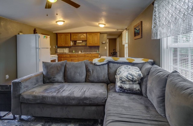 Hiker's Paradise: Peaceful Jamestown Vacation Home