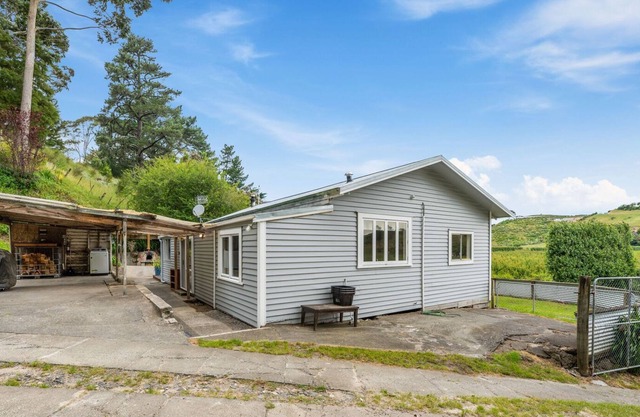Hillside Honey – Napier Holiday Home