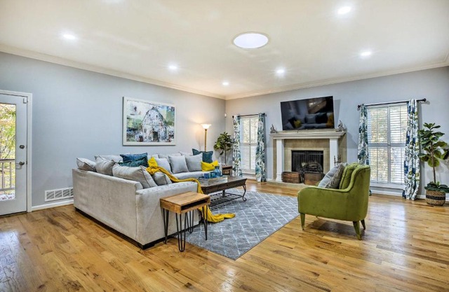 Hilltop Marietta Apt with Custom Design and Decor!