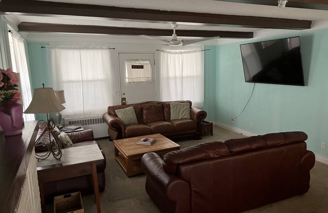 Historic Beach Side Getaway - Pet Friendly, Wi-Fi, Just Steps to the Beach