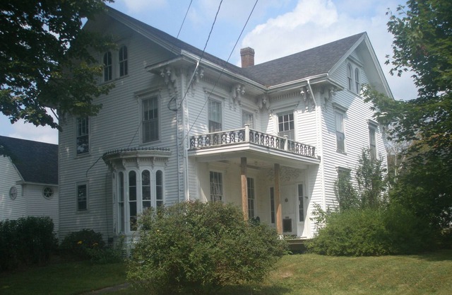 Historic Captains Home - On Weskeag River Oyster Farm