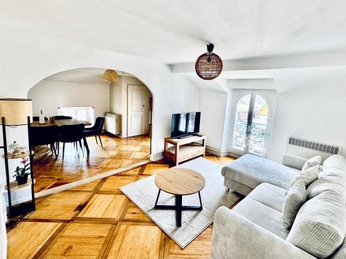 Historic House between Montreux Leysin and Villars