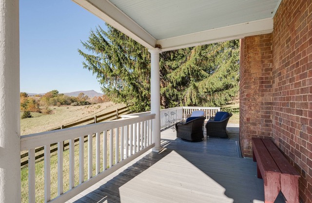 Historic Raphine Retreat Near Brownsburg Village!