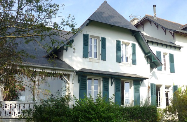 Historic villa in the seaside resort of Morgat