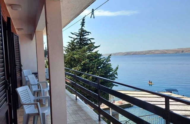 Holiday apartment with air conditioning directly at the sea