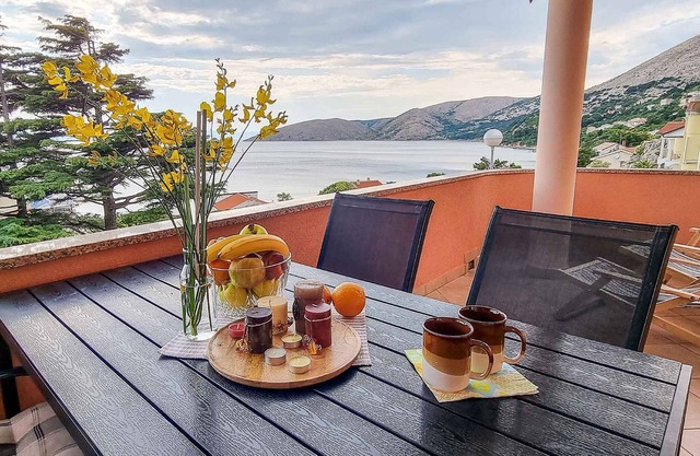 Holiday apartment 100 m from the Adriatic Sea