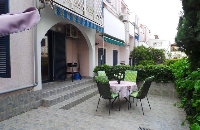 Holiday apartment 100 m from the Adriatic Sea