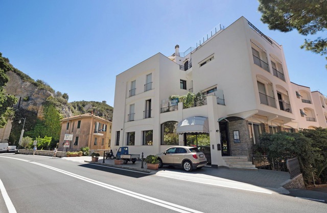 Holiday Apartment 6 Mehari close to the Beach with Balcony & Wi-Fi