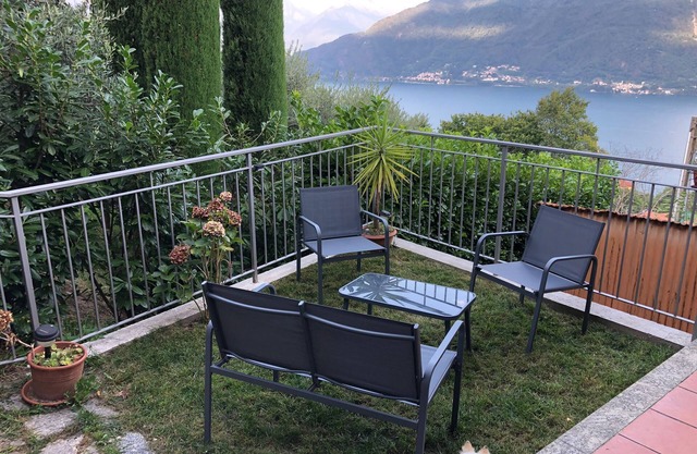 Holiday apartment Cremia for 1 - 6 persons with 2 bedrooms - Multistorey holiday home/maisonette