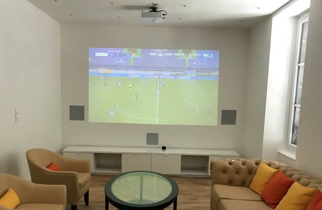 Holiday Apartment "Ecrin Haut De Gamme" with Balcony, Shared Terrace & Wi-Fi