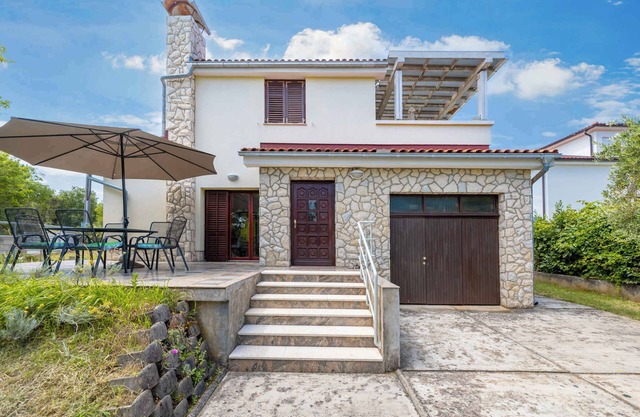 Holiday apartment mit Klimaanlage und Terrasse