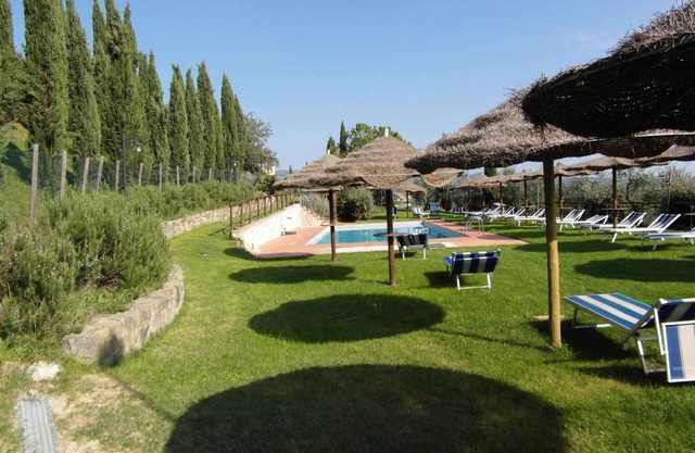 Holiday apartment mit Klimaanlage und Außenpool