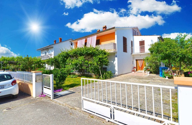 Holiday apartment mit Klimaanlage und Terrasse