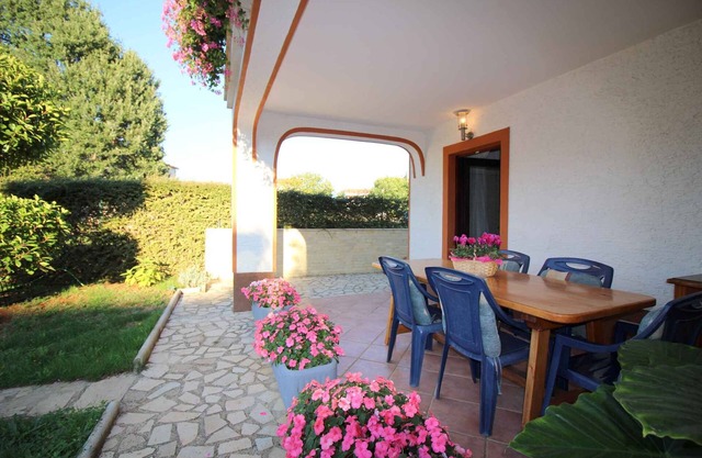 Holiday apartment mit Terrasse