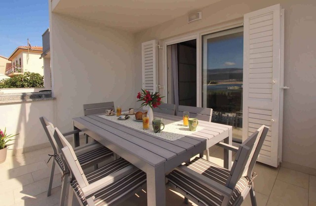 Holiday apartment mit Terrasse und Klimaanlage