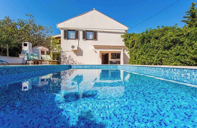 Holiday apartment mit Terrasse und Klimaanlage