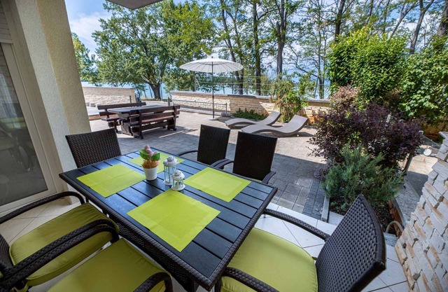 Holiday apartment near the sea