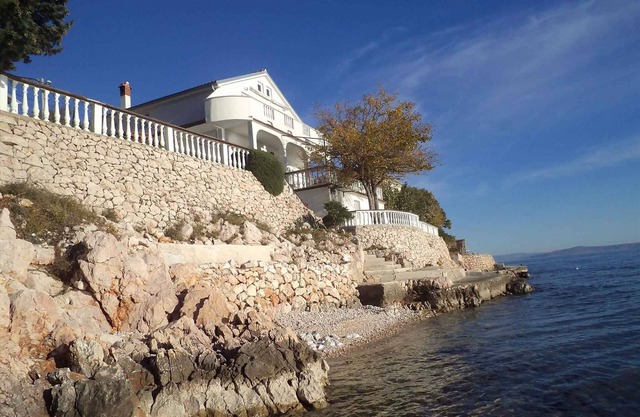 Holiday apartment near the sea