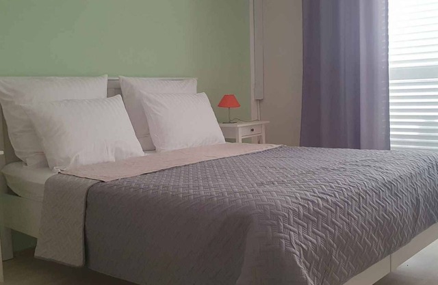 Holiday apartment next to the sea