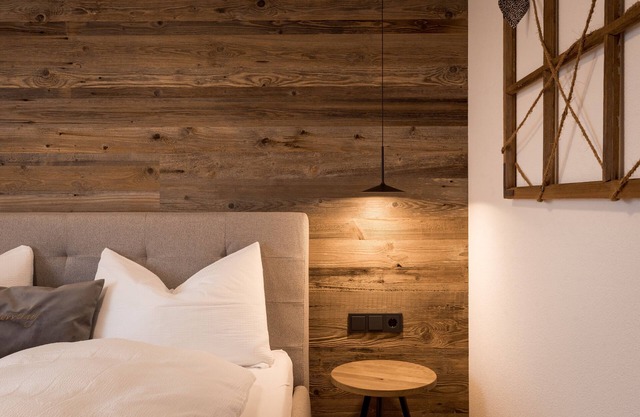 Holiday Apartment 'Obergasserhof Gipfelstürmer' with Mountain View, Shared Garden & Wi-Fi