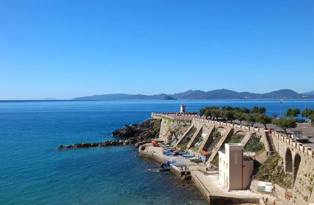 Holiday apartment Piombino for 1 - 5 persons with 1 bedroom - Holiday apartment