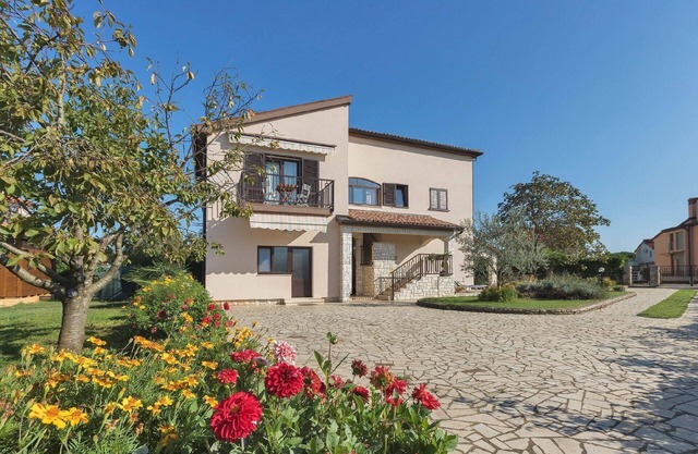 Holiday apartment Pula for 1 - 8 persons with 3 bedrooms - Holiday apartment