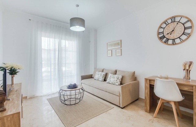 Holiday Apartment Small Oasis Manilva with Shared Pool, Terrace & Wi-Fi