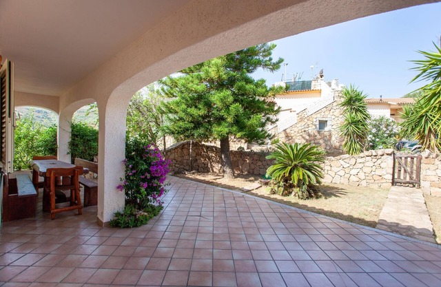 Holiday Apartment "Vacanza a San Teodoro" with Balcony, Garden & Terraces