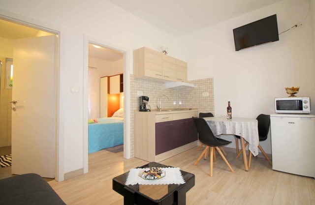 Holiday apartment with air conditioning and Internet