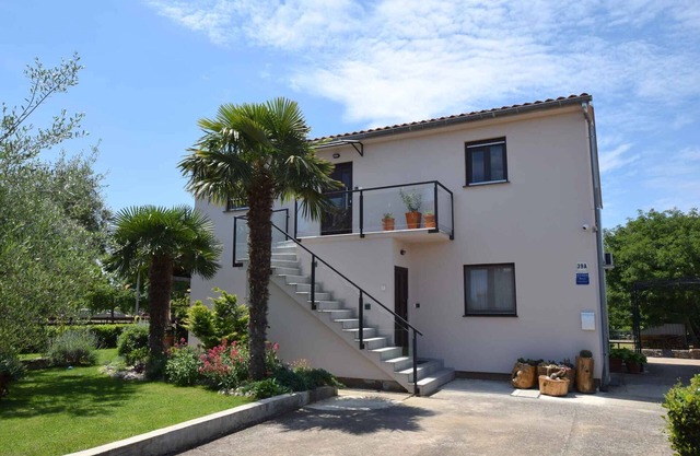 Holiday apartment with an open gallery