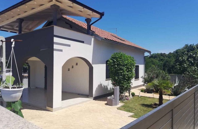 Holiday apartment with terrace