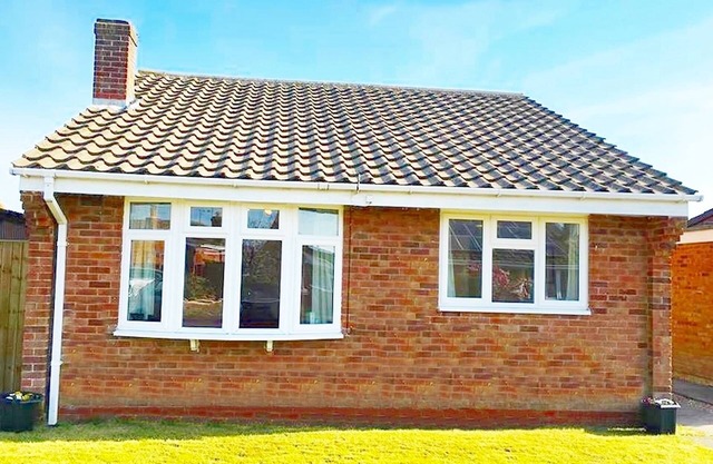 Holiday Cottage Close to Pet Friendly Beach, Shops, Skegness & Attractions