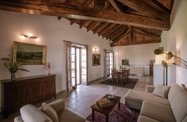 holiday flat 'Barbera' with pool