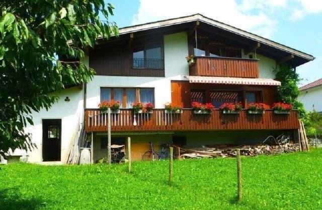 Holiday flat - Mountain view of Stockhorn and Niesen