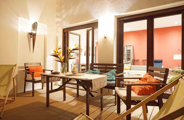 Holiday flat with modern amenities and a covered patio and garden in a rural setting in a popular neighbourhood on the Monte de San Antón