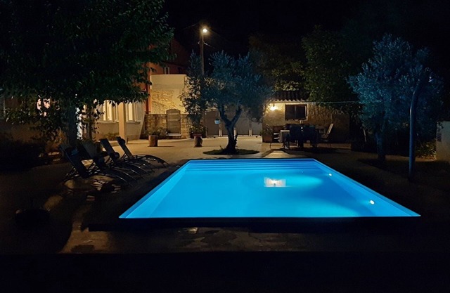 Holiday Home Aqua With Pool