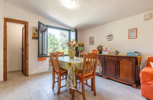 Holiday Home 'Chia, 5 Rooms for 12 People' with Mountain View, Wi-Fi and Air Conditioning