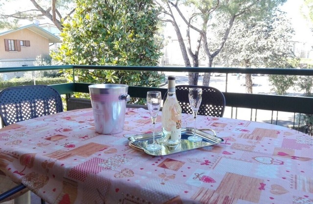 HOLIDAY HOME Clavel CIN IT017179C2YMSP6XVI