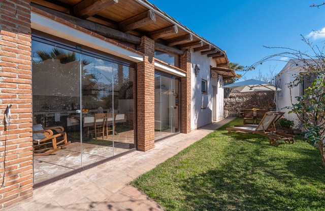 Holiday Home 'Cocciu D'amuri Luxury' with Private Garden, Wi-Fi and Air Conditioning