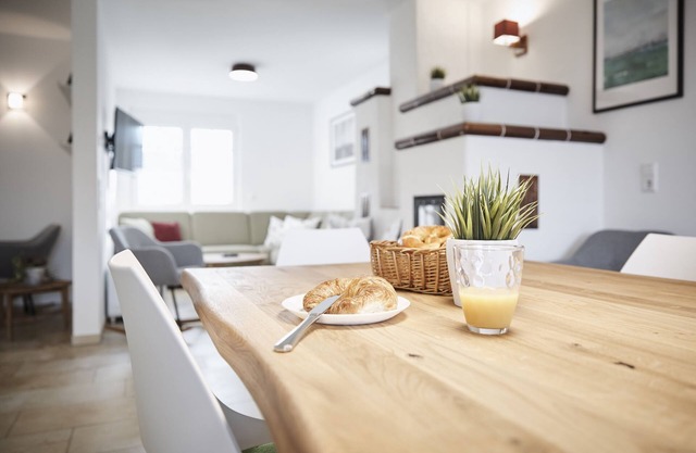 Holiday Home 'Elsa 180 sqm' with Private Terrace, Garden and Wi-Fi